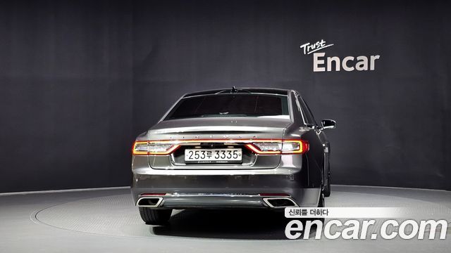 Lincoln Continental 10-го поколения 3.0 AWD - фото 3