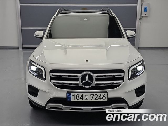 Mercedes-Benz GLB-Class (2021)