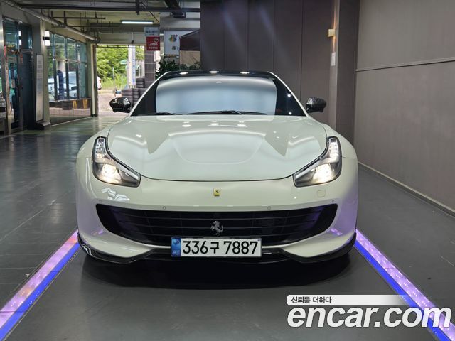Ferrari GTC4 Lusso 6.3 V12 - фото 3
