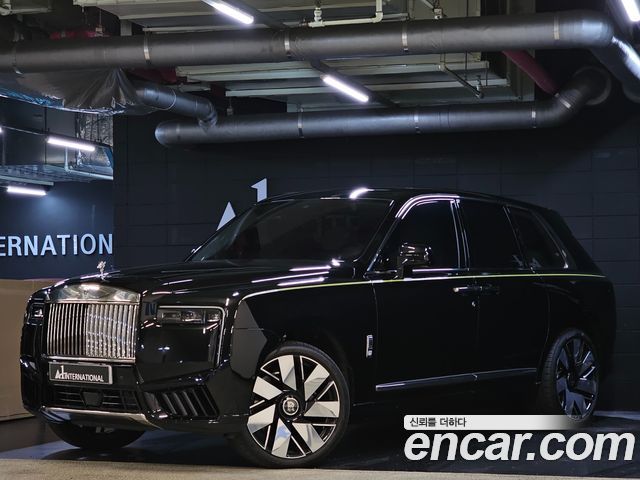 Rolls-Royce Cullinan 6.7 V12 - фото 1
