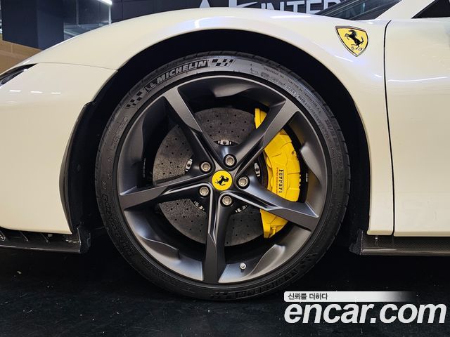 Ferrari SF90 Spider 4.0 - фото 4