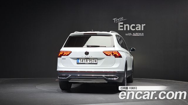 Volkswagen Tiguan Allspace 2.0 TSI Prestige - фото 3