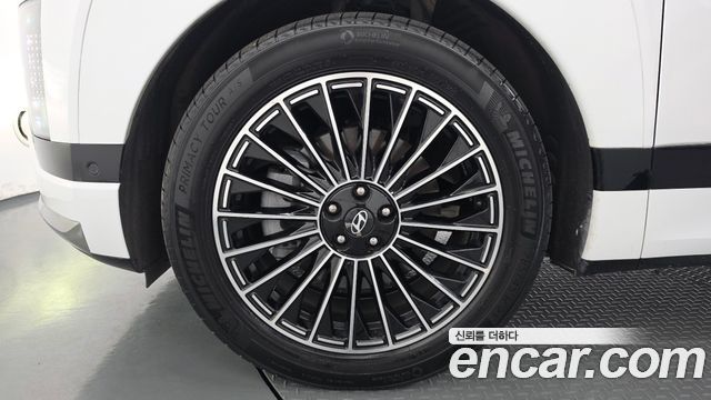 Hyundai Ioniq9 Performance Type AWD 6-Seater Calligraphy - фото 4