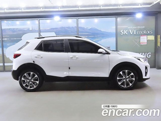 Kia Stonic 1.0 Turbo Trendy - фото 2