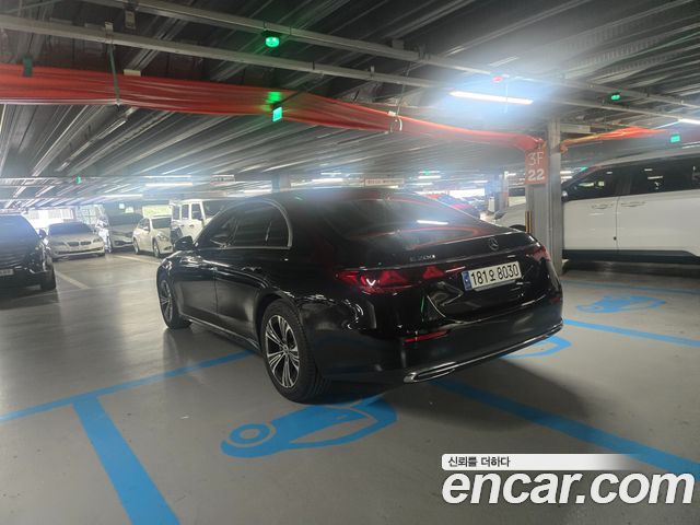 Mercedes-Benz E-Class W214 E200 Avantgarde - фото 1