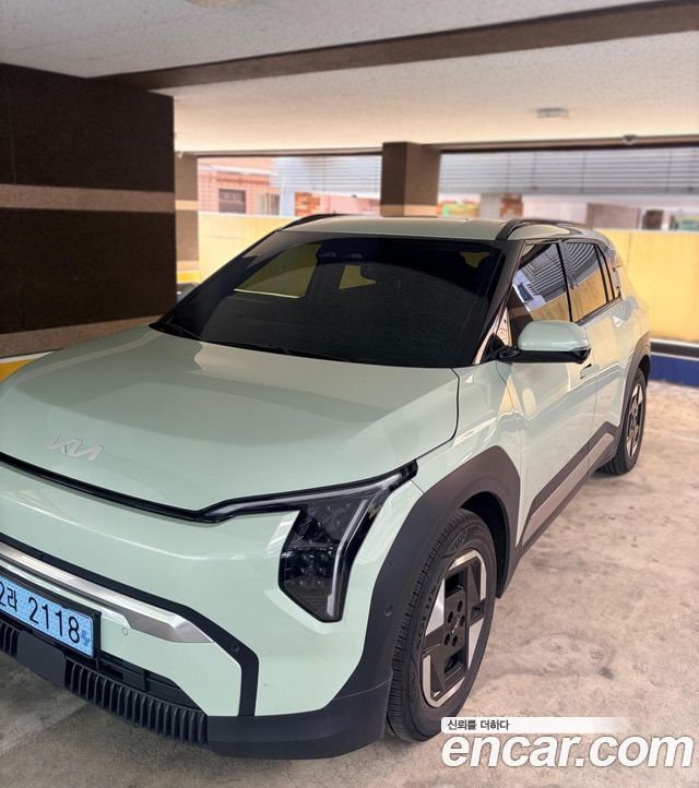 Kia EV3 Long Range 2WD Earth - фото 1