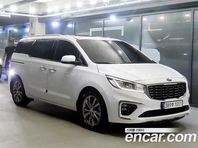 Kia Carnival New Gasoline 9-Seater Noblesse - фото 0