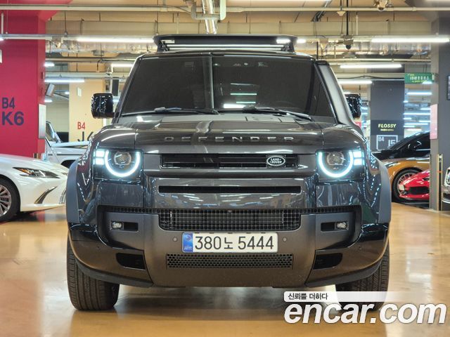 Land Rover Defender L663 110 D300 X-Dynamic HSE - фото 1