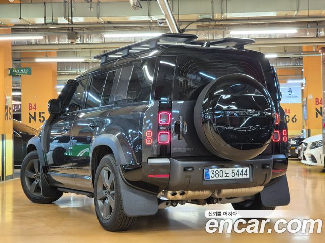Land Rover Defender L663 110 D300 X-Dynamic HSE - фото 3