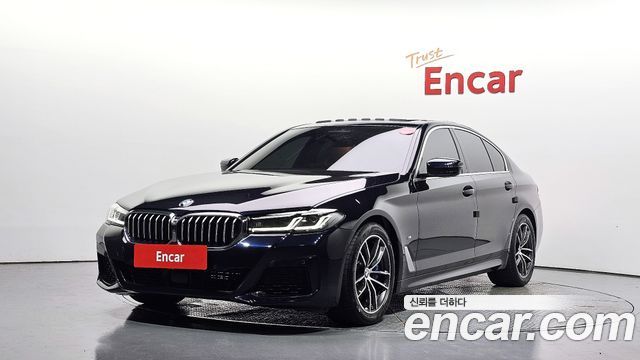 BMW 5 Series G30 520i M Sport - фото 0