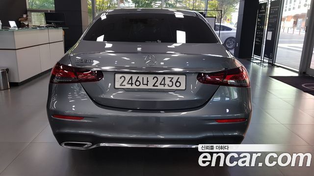 Mercedes-Benz E-Class W213 E250 AMG Line - фото 3