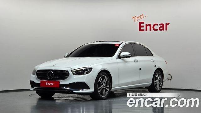 Mercedes-Benz E-Class W213 E350 4MATIC Avantgarde - фото 0