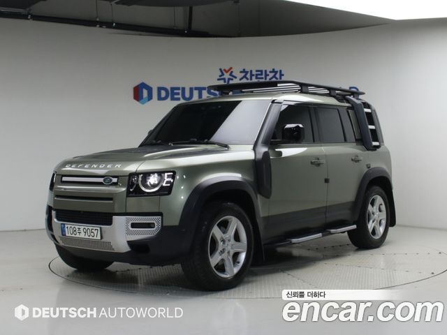 Land Rover Defender L663 110 D240 SE - фото 0