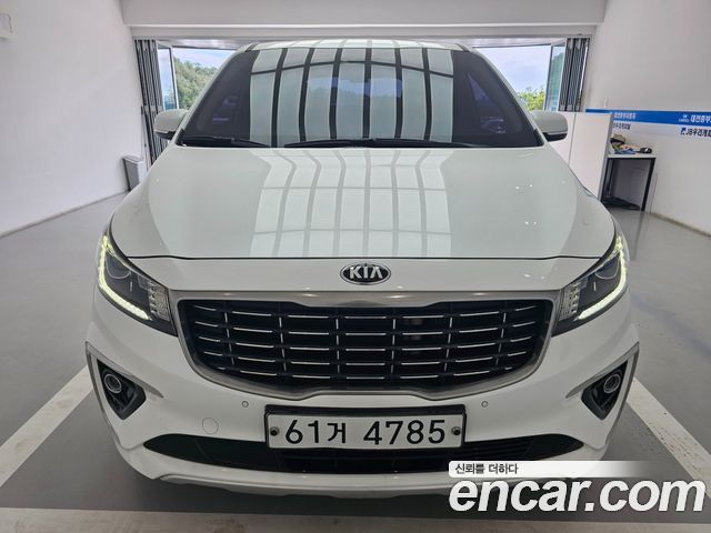 Kia Carnival New 9-Seater Prstige - фото 2
