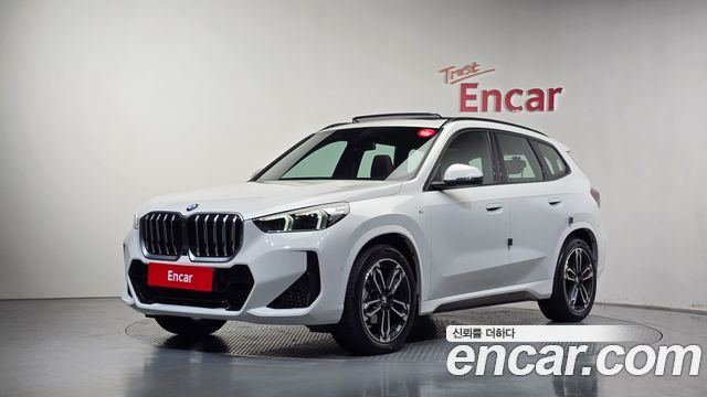 BMW X1 U11 xDrive 20i M Sport - фото 0