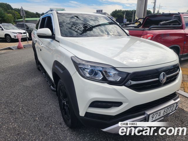 SsangYong Rexton Sports Diesel 2.2 4WD Prestige - фото 0
