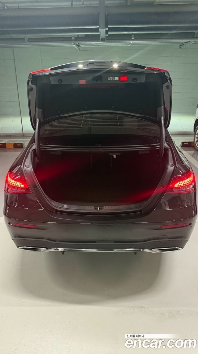 Mercedes-Benz E-Class W213 E250 AMG Line - фото 4