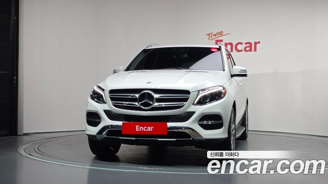 Mercedes-Benz GLE-Class W166 GLE350 d 4MATIC - фото 2