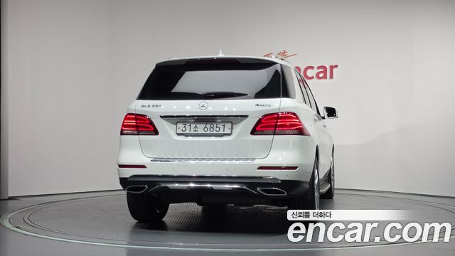 Mercedes-Benz GLE-Class W166 GLE350 d 4MATIC - фото 3