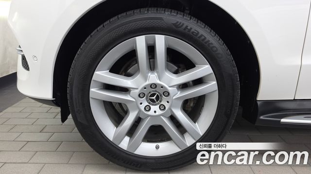 Mercedes-Benz GLE-Class W166 GLE350 d 4MATIC - фото 4