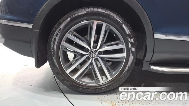 Volkswagen Tiguan 2-го поколения 2.0 TDI 4Motion Prestige - фото 4