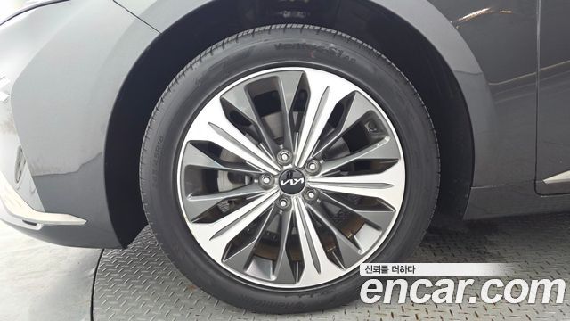 Kia K8 гибрид Noblesse - фото 4