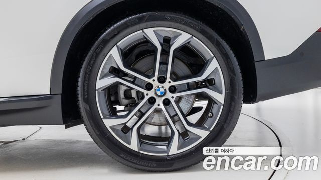 BMW X5 G05 xDrive 40i xLine - фото 4