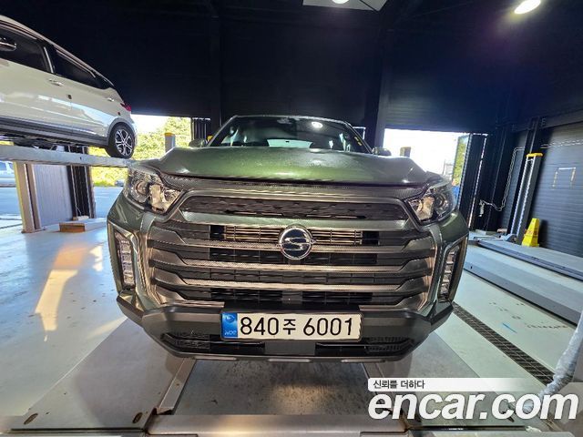 SsangYong Rexton New Sports Diesel 2.2 4WD Prestige - фото 1