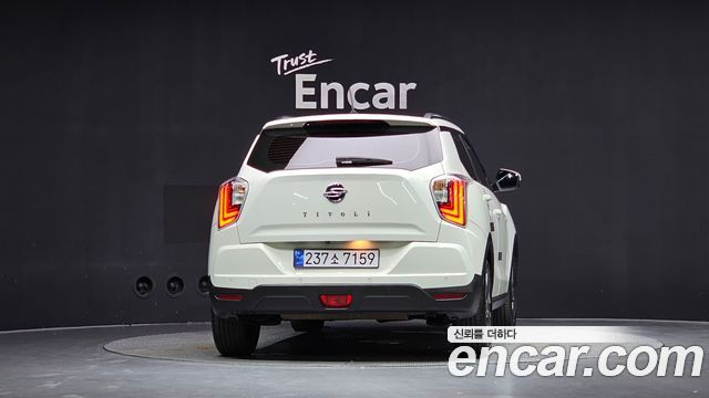 SsangYong Tivoli Gasoline 1.5 2WD V3 - фото 3