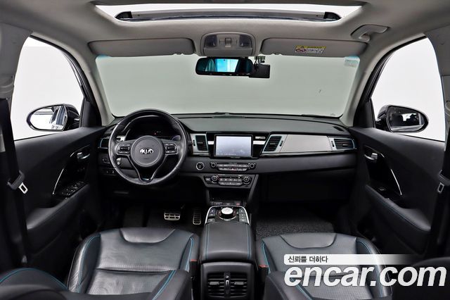 Kia Niro EV Noblesse - фото 4