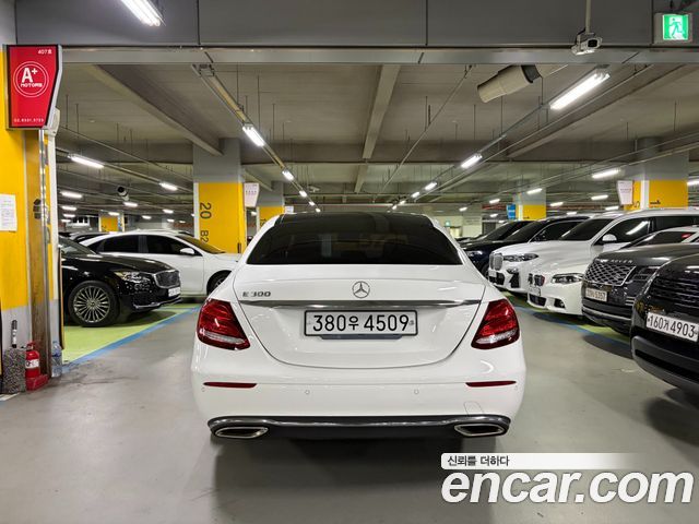 Mercedes-Benz E-Class W213 E300 Avantgarde - фото 3
