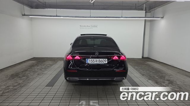 Mercedes-Benz E-Class W214 E300 4MATIC Exclusive - фото 3