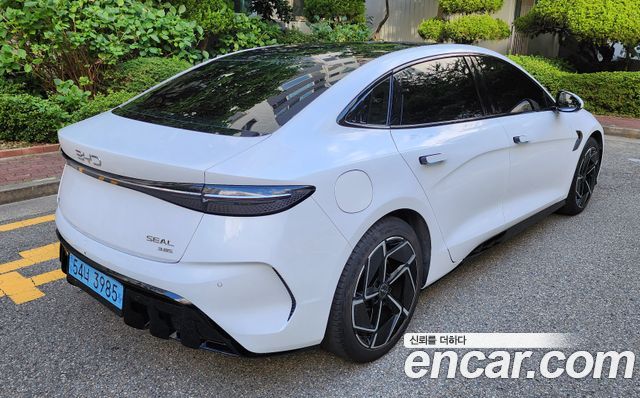 BYD Seal Dynamic AWD - фото 1