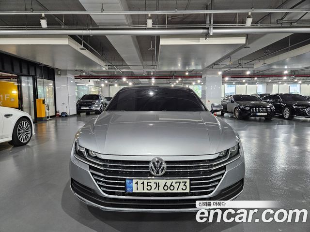 Volkswagen Arteon 2.0 TDI Premium - фото 0