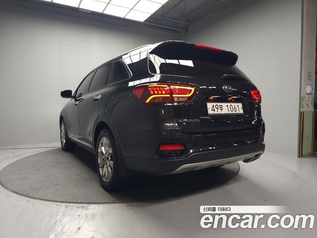 Kia Sorento New Diesel 2.2 2WD Noblesse Special - фото 3