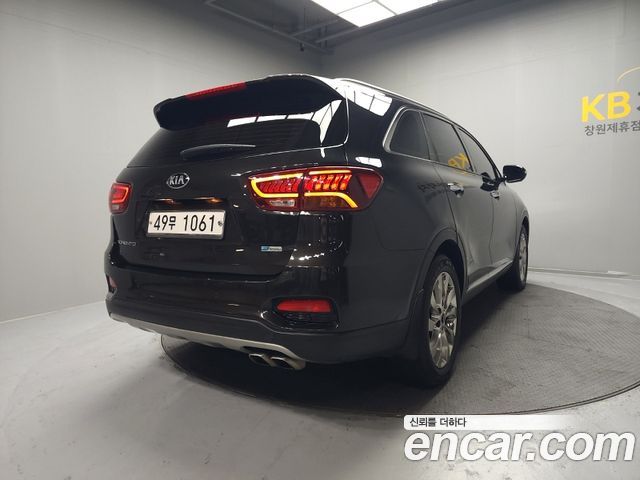 Kia Sorento New Diesel 2.2 2WD Noblesse Special - фото 4