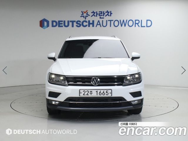 Volkswagen Tiguan 2-го поколения 2.0 TDI Premium - фото 2