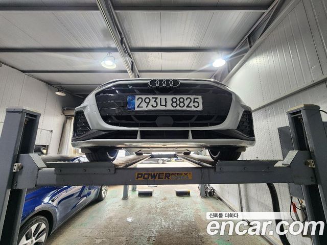 Audi A3 40 TFSI Premium - фото 0