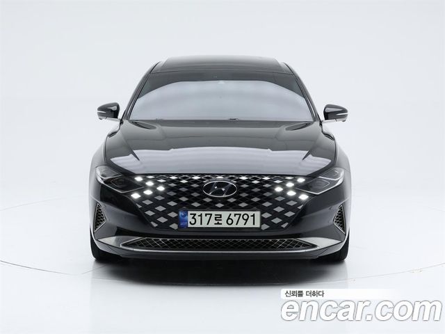 Hyundai Grandeur New IG 2.5 Calligraphy - фото 1