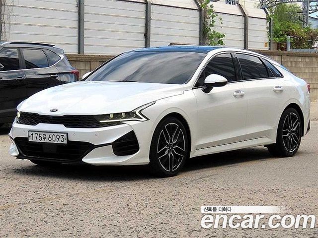 Kia K5 3-го поколения 1.6 Turbo Signature - фото 1