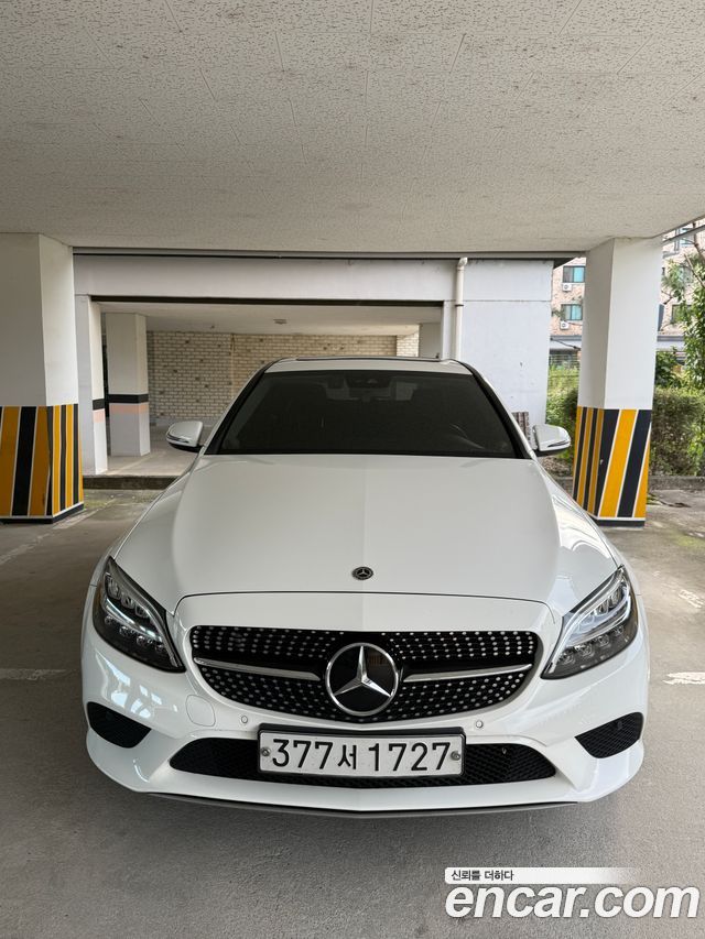 Mercedes-Benz C-Class W205 C200 - фото 2