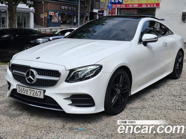 Mercedes-Benz E-Class W213 E220d Coupe - фото 0