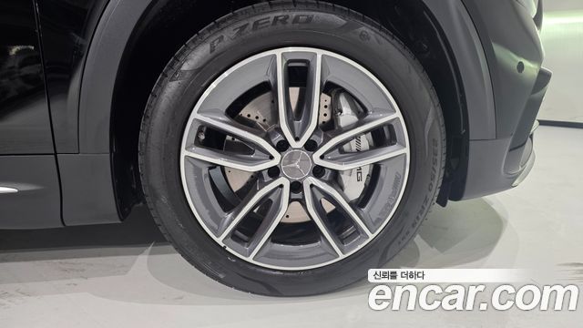 Mercedes-Benz GLB-Class X247 AMG GLB35 4MATIC - фото 4