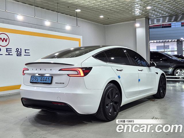 Tesla Model 3 Long Range AWD - фото 1