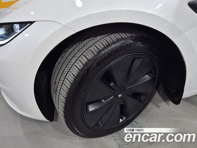 Tesla Model 3 Long Range AWD - фото 4