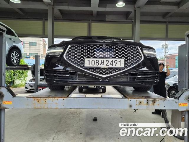 Genesis G90 3.3 T AWD Premium Luxury - фото 0