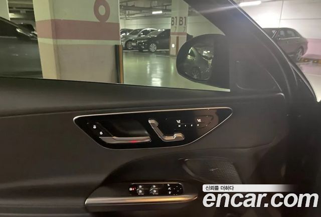 Mercedes-Benz C-Class W206 C200 4MATIC Avantgarde - фото 4