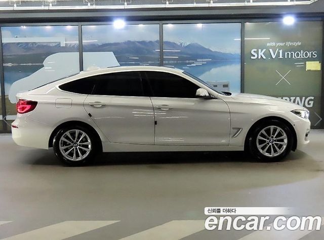 BMW Gran Turismo F34 GT 320d xDrive Premium - фото 2