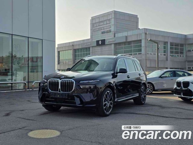 BMW X7 G07 xDrive 40d Design Pure Excellence 6-Seater - фото 0