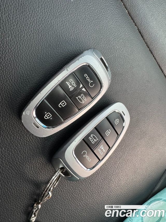 Hyundai Staria Tourer 9-Seater Modern - фото 2